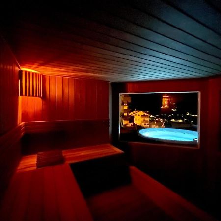 Hotel San Carlo, Tra Bormio E Livigno イゾラッチャ エクステリア 写真