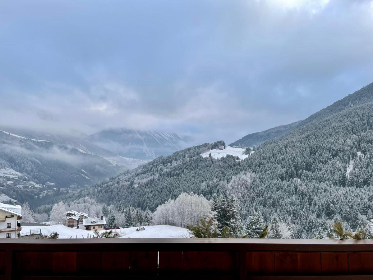 Hotel San Carlo, Tra Bormio E Livigno イゾラッチャ エクステリア 写真