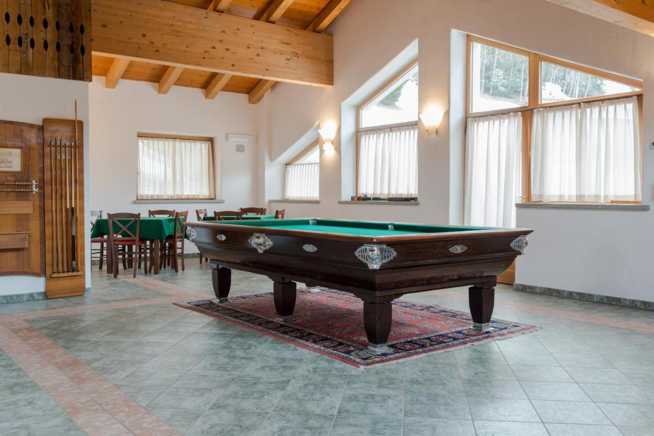 Hotel San Carlo, Tra Bormio E Livigno イゾラッチャ エクステリア 写真
