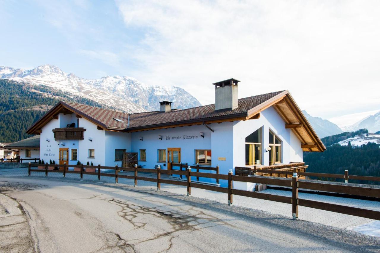 Hotel San Carlo, Tra Bormio E Livigno イゾラッチャ エクステリア 写真